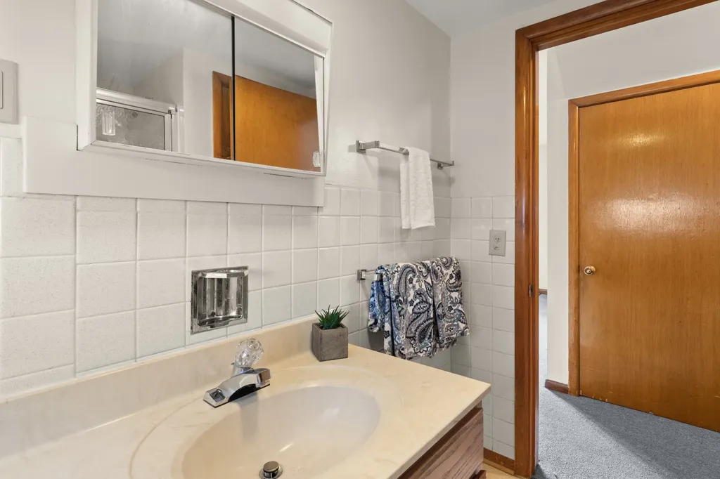 21 Suburban Square South Burlington VT 05403