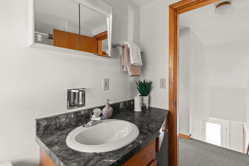 21 Suburban Square South Burlington VT 05403