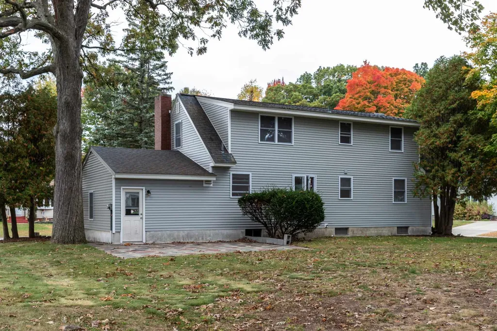 21 Suburban Square South Burlington VT 05403