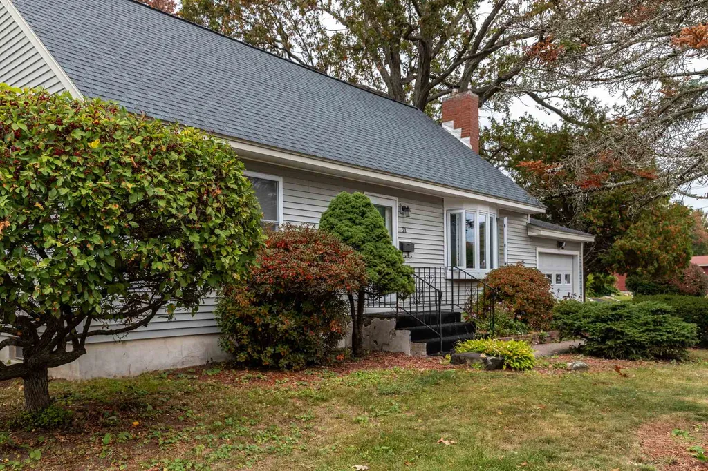 21 Suburban Square South Burlington VT 05403