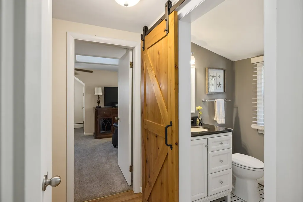176 Woodlawn Circle Portsmouth NH 03801