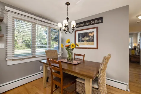 176 Woodlawn Circle Portsmouth NH 03801