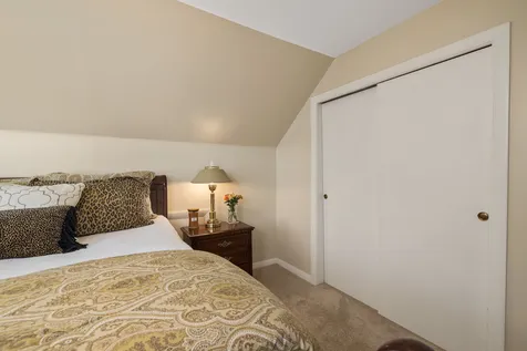 176 Woodlawn Circle Portsmouth NH 03801