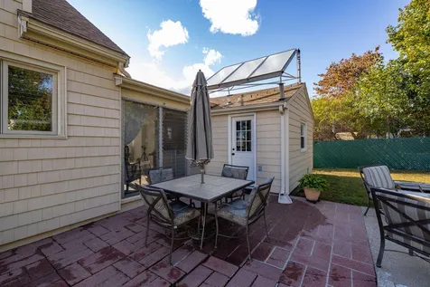 176 Woodlawn Circle Portsmouth NH 03801