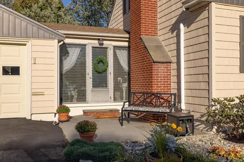 176 Woodlawn Circle Portsmouth NH 03801