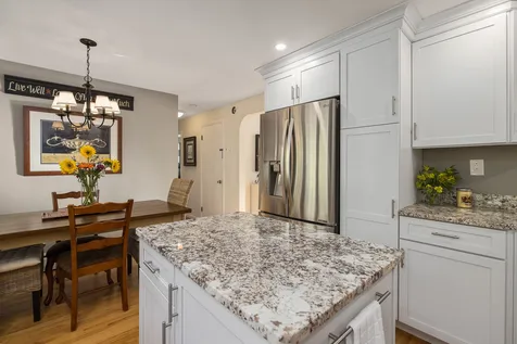 176 Woodlawn Circle Portsmouth NH 03801