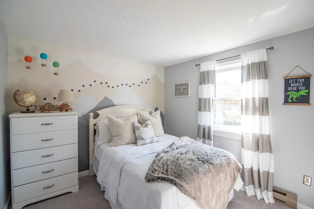 1 Merlin Place Londonderry NH 03053