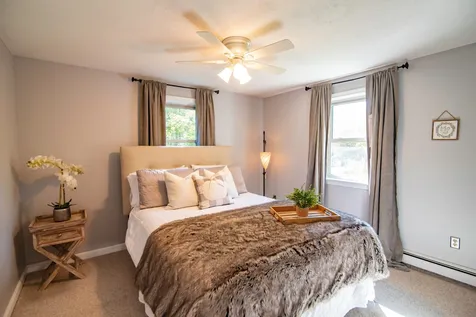 1 Merlin Place Londonderry NH 03053