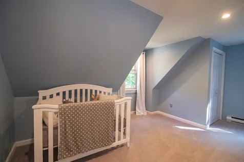 1 Merlin Place Londonderry NH 03053