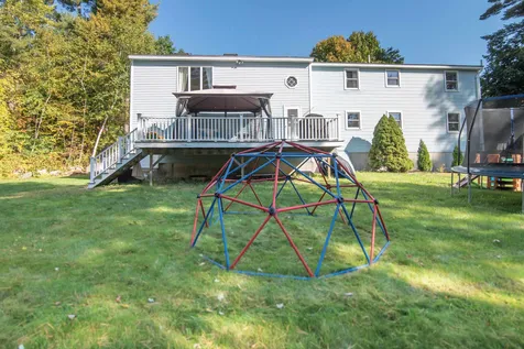 1 Merlin Place Londonderry NH 03053