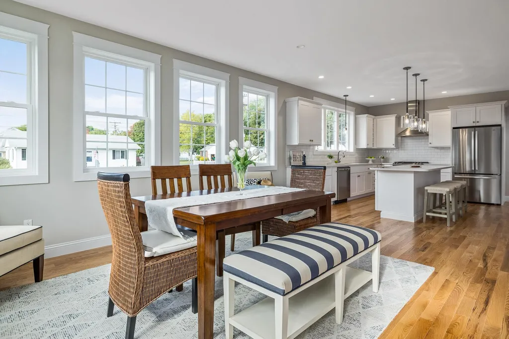 54 Rockingham Avenue Portsmouth NH 03801