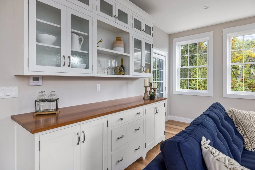 54 Rockingham Avenue Portsmouth NH 03801