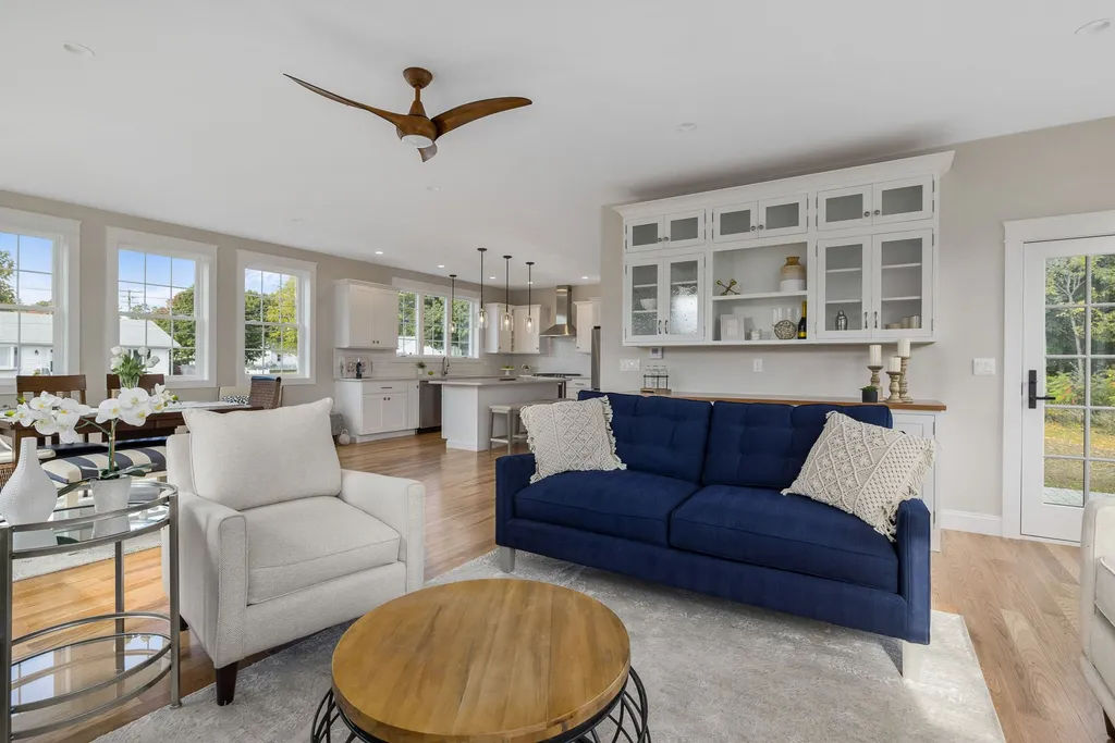54 Rockingham Avenue Portsmouth NH 03801