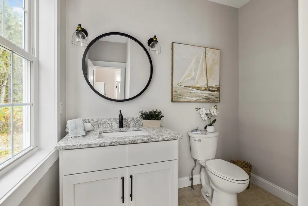 54 Rockingham Avenue Portsmouth NH 03801