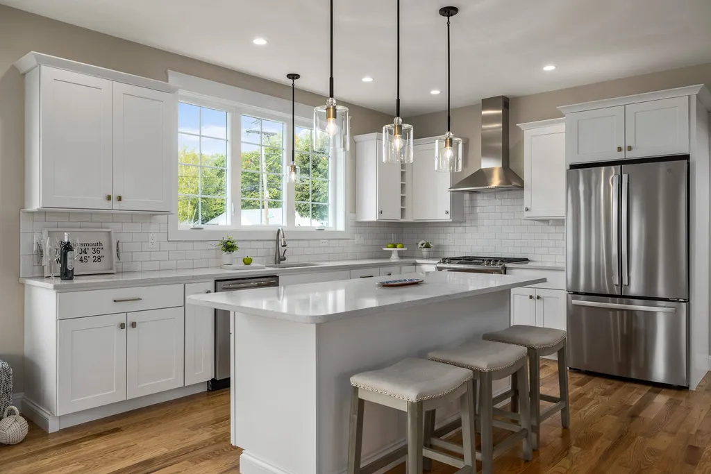 54 Rockingham Avenue Portsmouth NH 03801