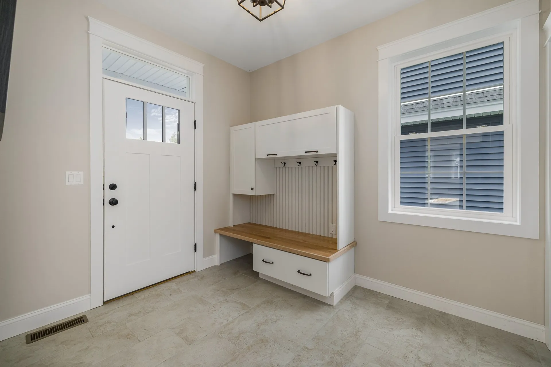 54 Rockingham Avenue Portsmouth NH 03801