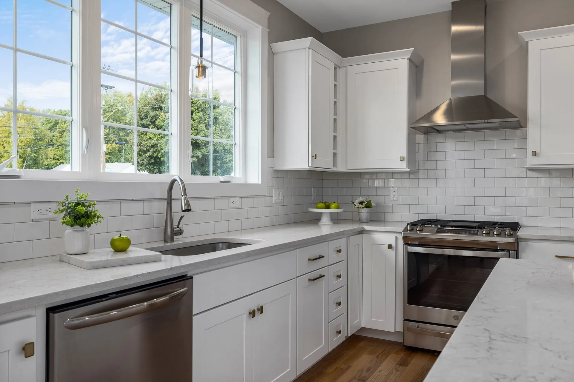 54 Rockingham Avenue Portsmouth NH 03801