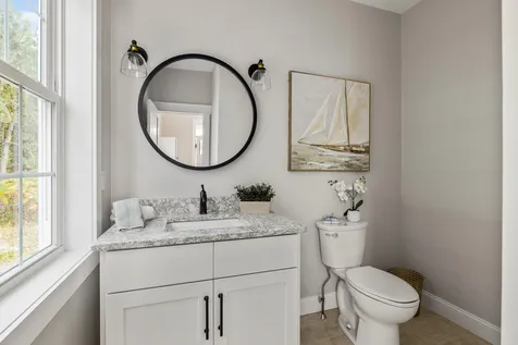 54 Rockingham Avenue Portsmouth NH 03801