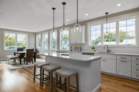 54 Rockingham Avenue Portsmouth NH 03801