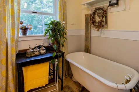 82 Clay Hill Road Hartland VT 05048