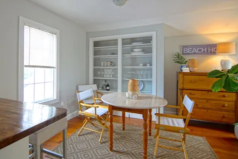 5 Atkinson Street New Castle NH 03854