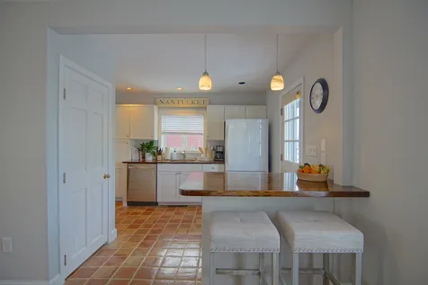 5 Atkinson Street New Castle NH 03854