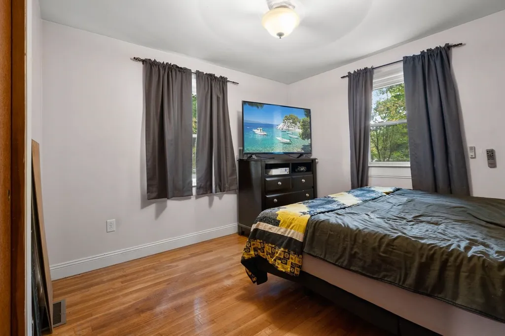 69 Pleasant Street Epping NH 03042