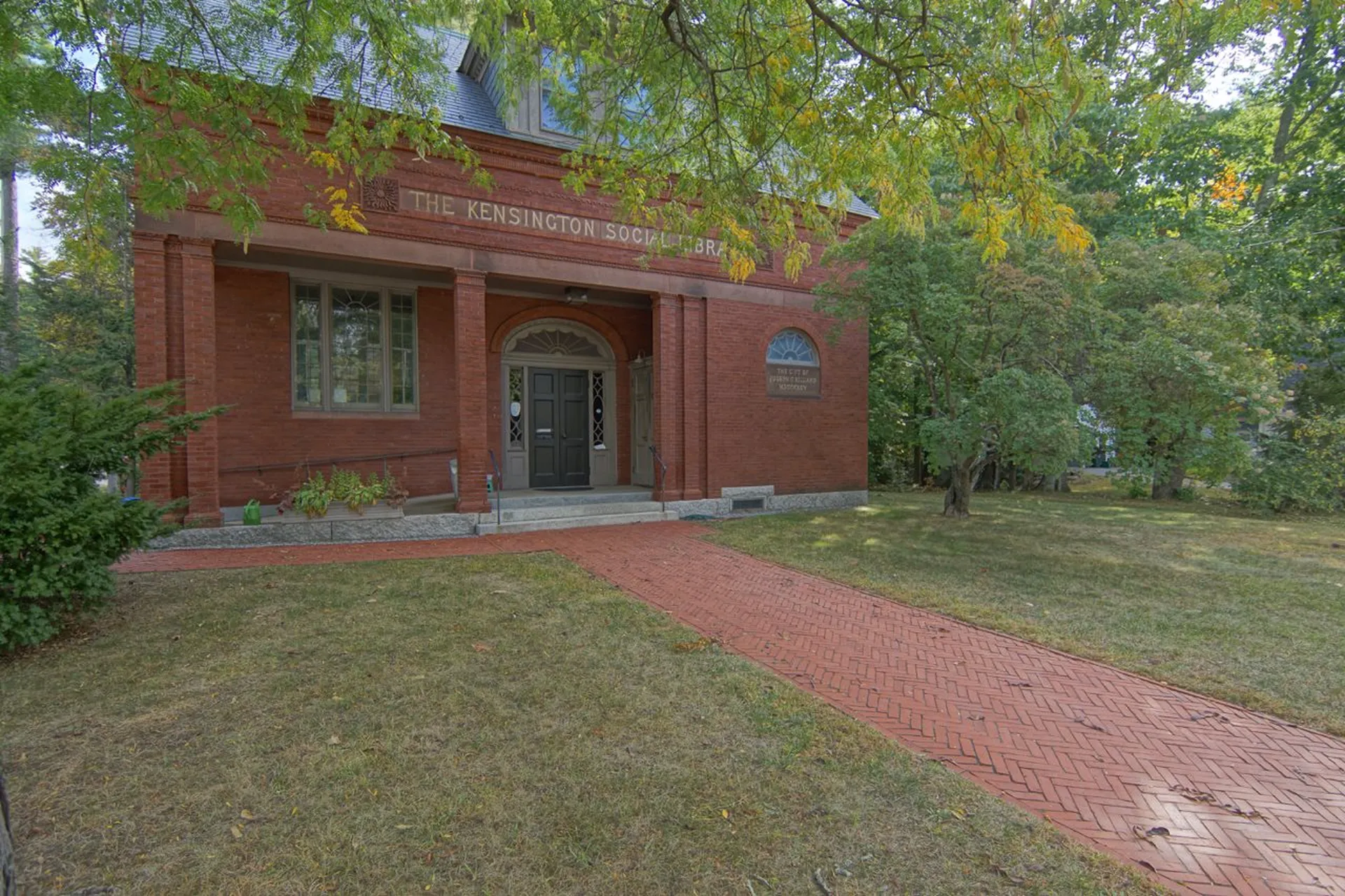 224 Amesbury Road Kensington NH 03833