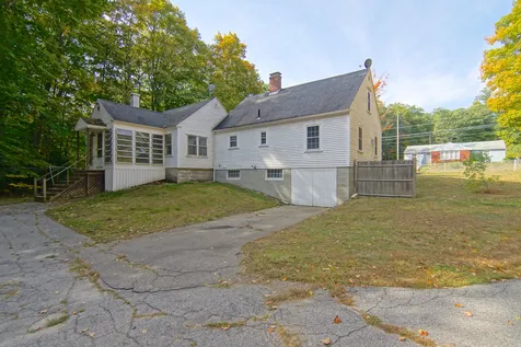 224 Amesbury Road Kensington NH 03833