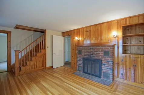 224 Amesbury Road Kensington NH 03833