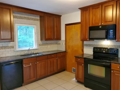 956 Isaac Frye Highway Wilton NH 03086