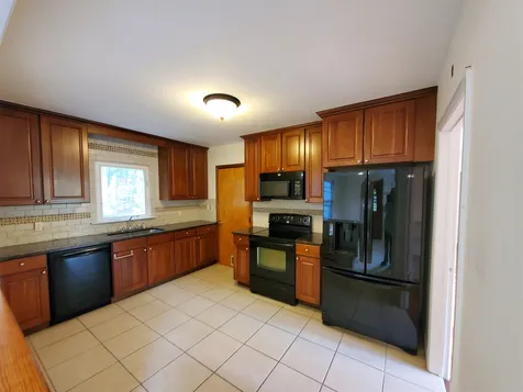 956 Isaac Frye Highway Wilton NH 03086