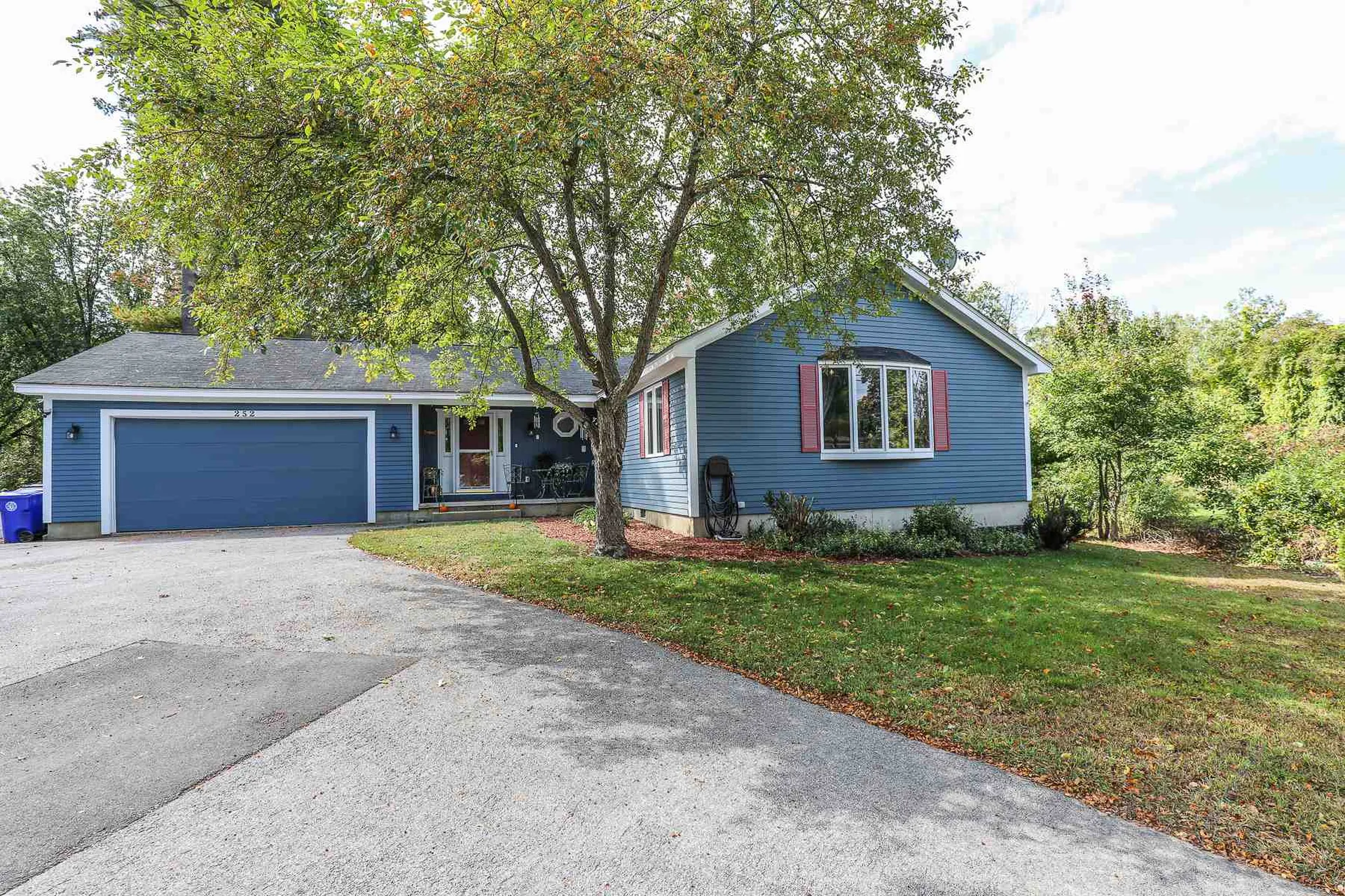 252 Stark Lane Manchester NH 03102