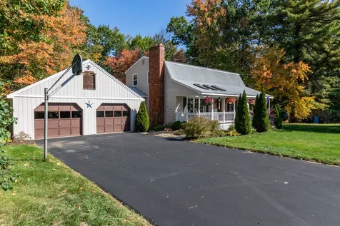 25 Scenic Drive Derry NH 03038