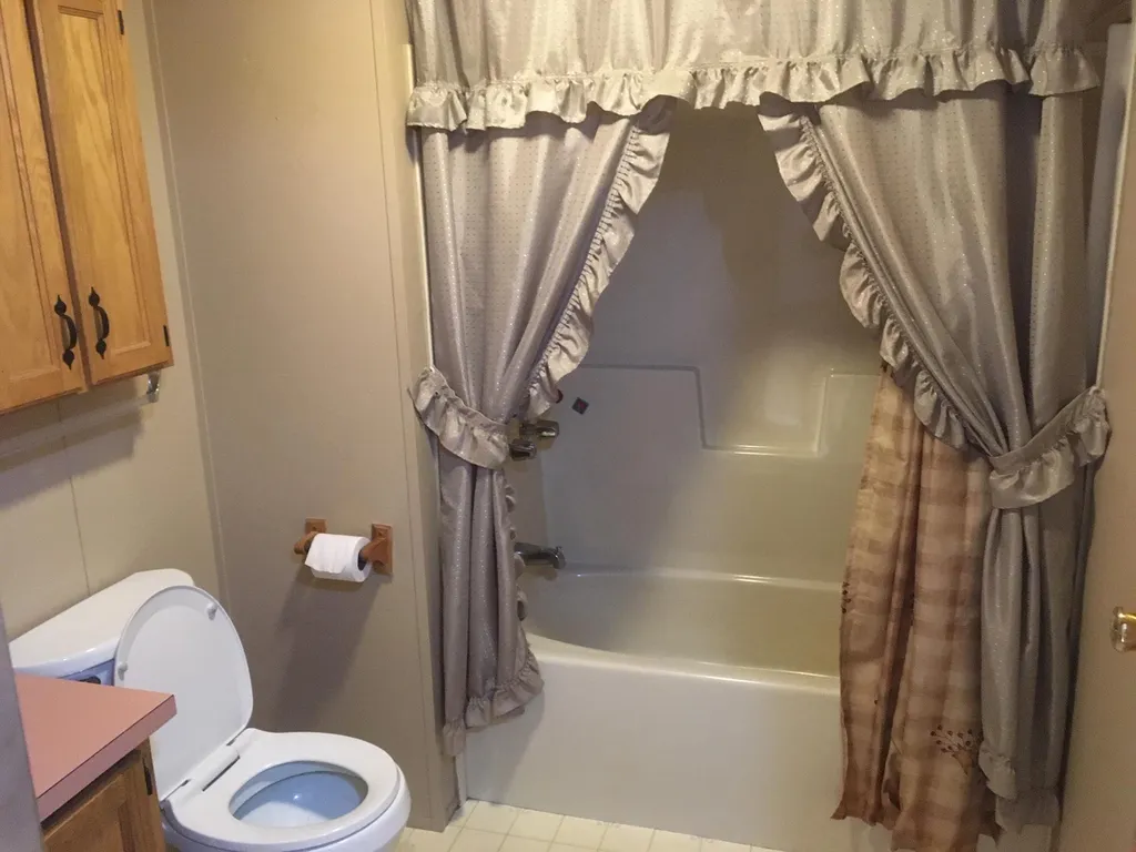 128 Indian Lake Drive Lebanon ME 04027