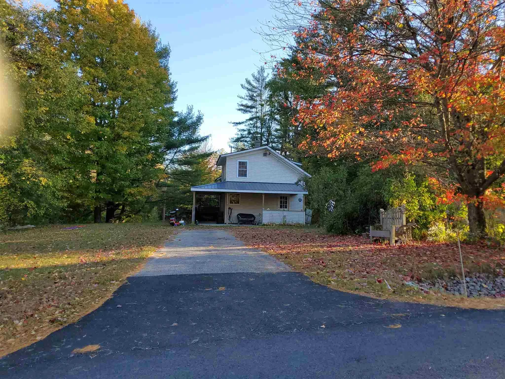 46 Knoll Street Newport NH 03773