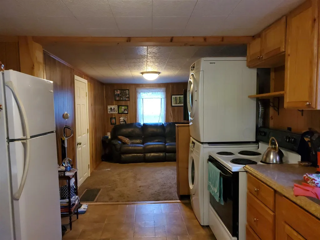 46 Knoll Street Newport NH 03773