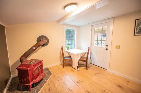 15 Whites Hill Road Dover VT 05341
