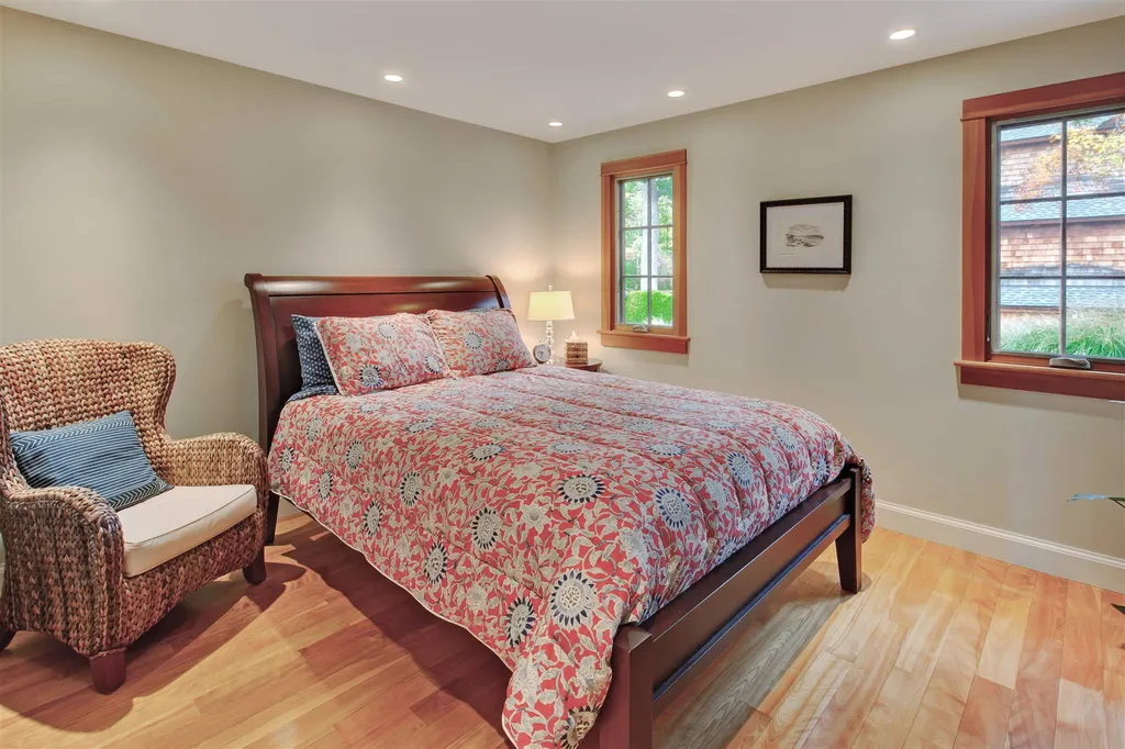 25 Eastman Way Burlington VT 05401