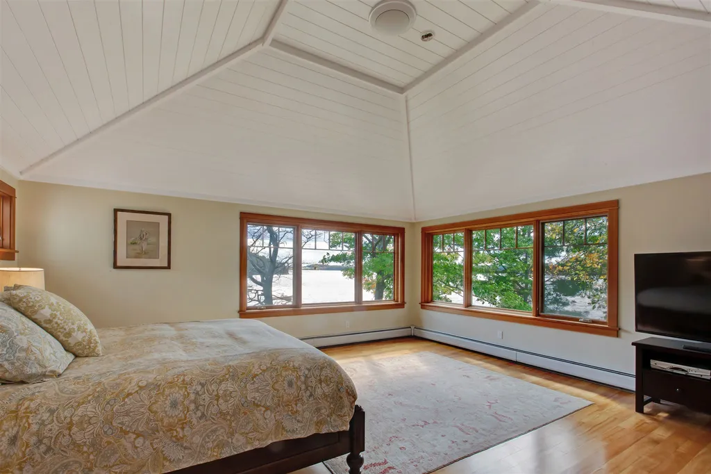 25 Eastman Way Burlington VT 05401