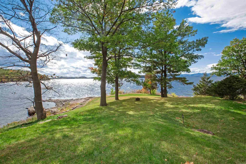 25 Eastman Way Burlington VT 05401