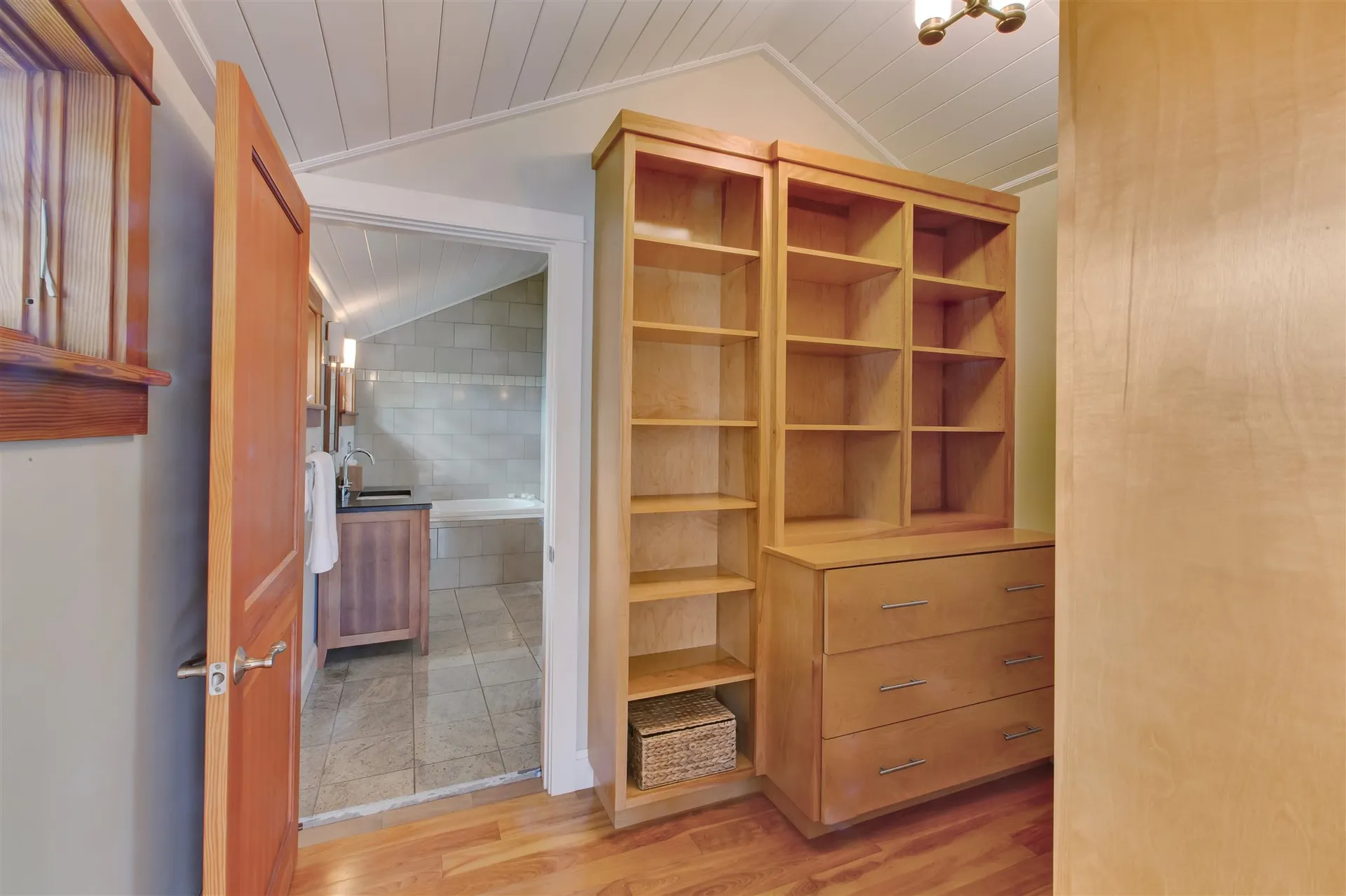 25 Eastman Way Burlington VT 05401