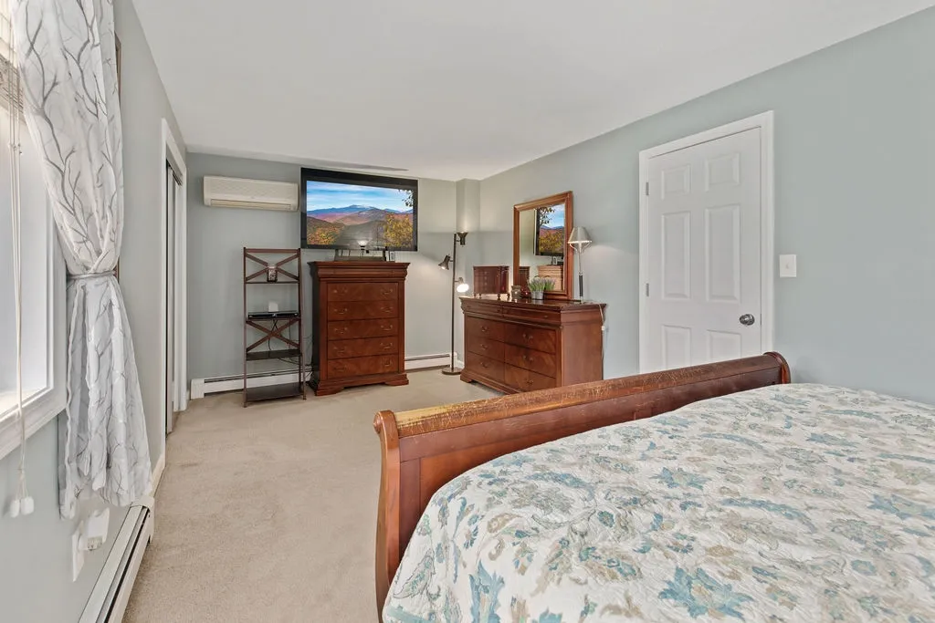 37l Beacon Hill Road Derry NH 03038