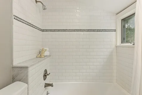 72 Woodman Road South Hampton NH 03827