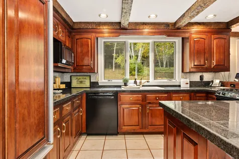 72 Woodman Road South Hampton NH 03827