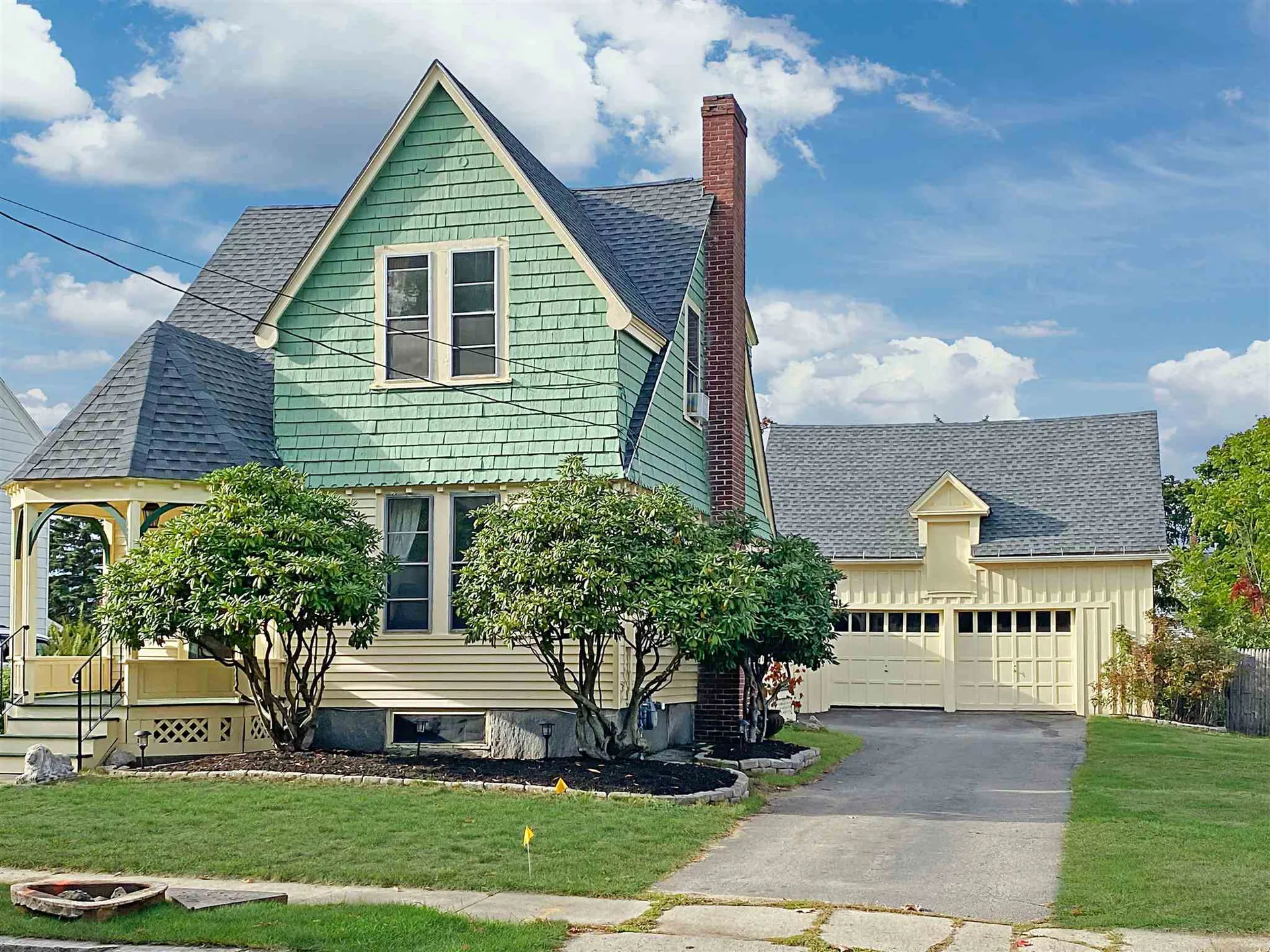 28 Russell Avenue Nashua NH 03060
