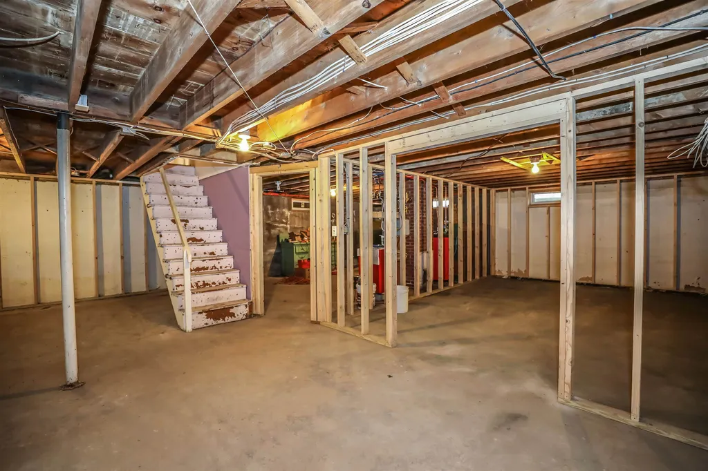 55 Alger Street Manchester NH 03103