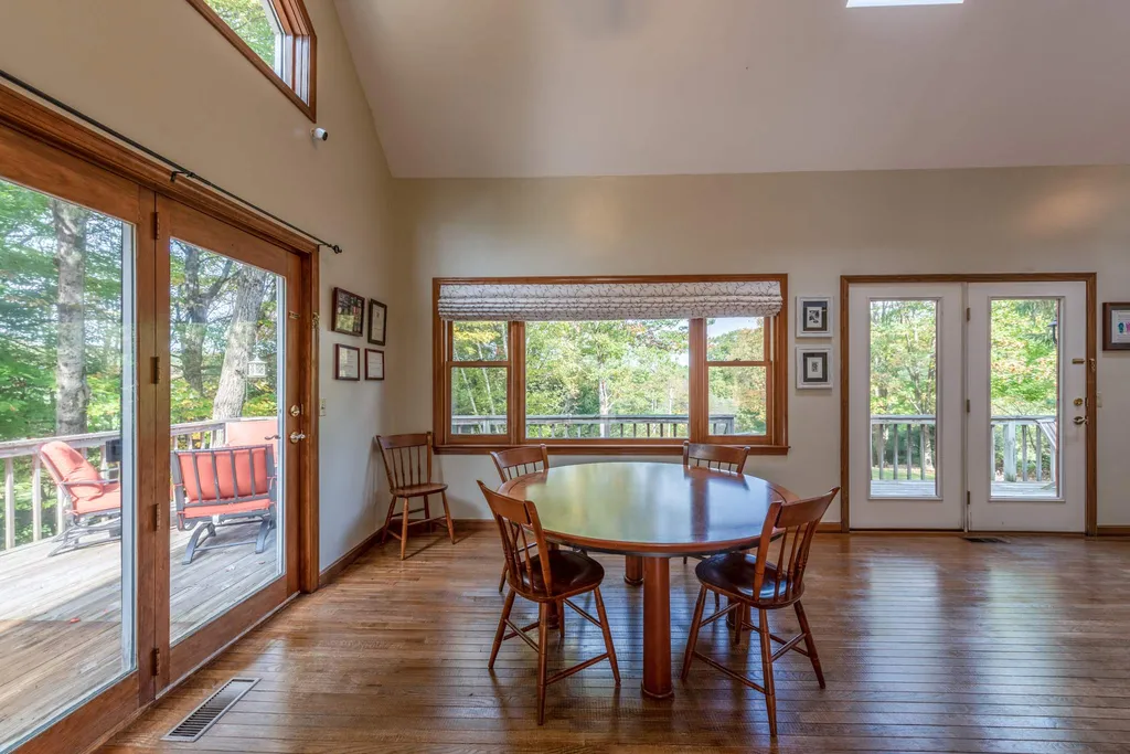 18 Breakneck Road Newport NH 03773
