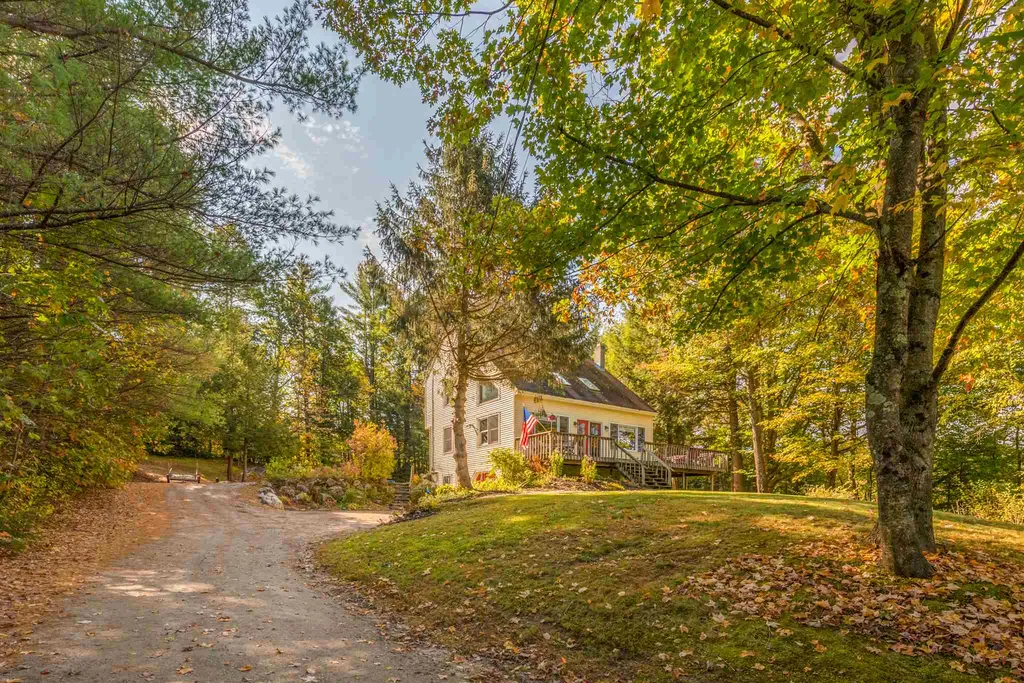 18 Breakneck Road Newport NH 03773