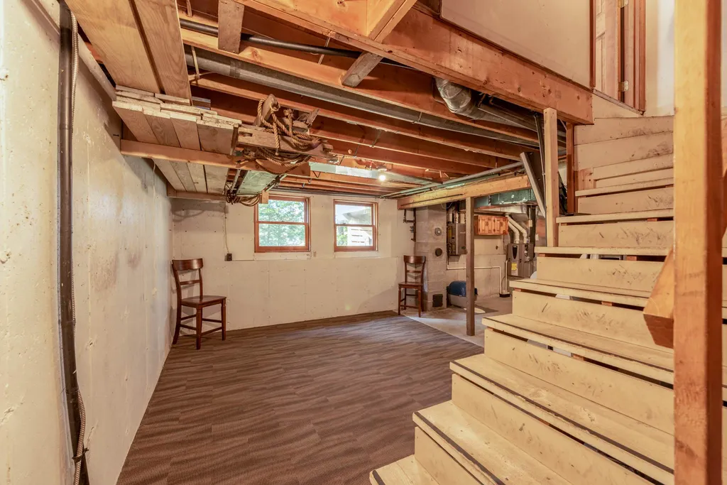 18 Breakneck Road Newport NH 03773